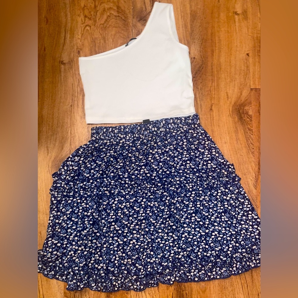 SHEIN One Shoulder Top with Ditzy Floral Layered Skirt